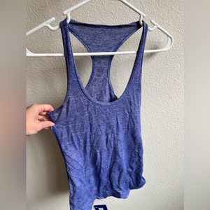 Lululemon size 6 purple blue tank
